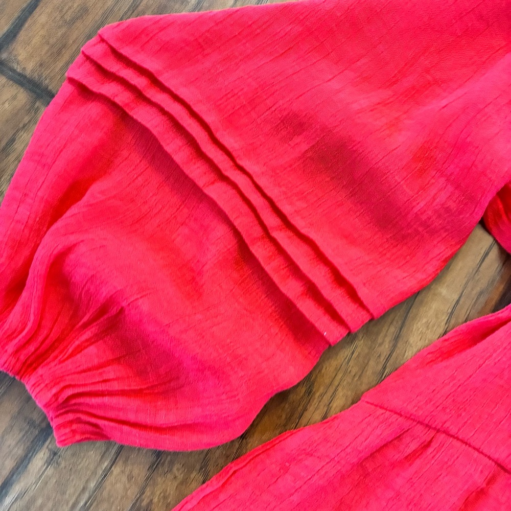 Zac & Rachel Vibrant Coral Boho V-Neck Tiered Flowy Peasant / Cottage Blouse - Picture 5 of 12